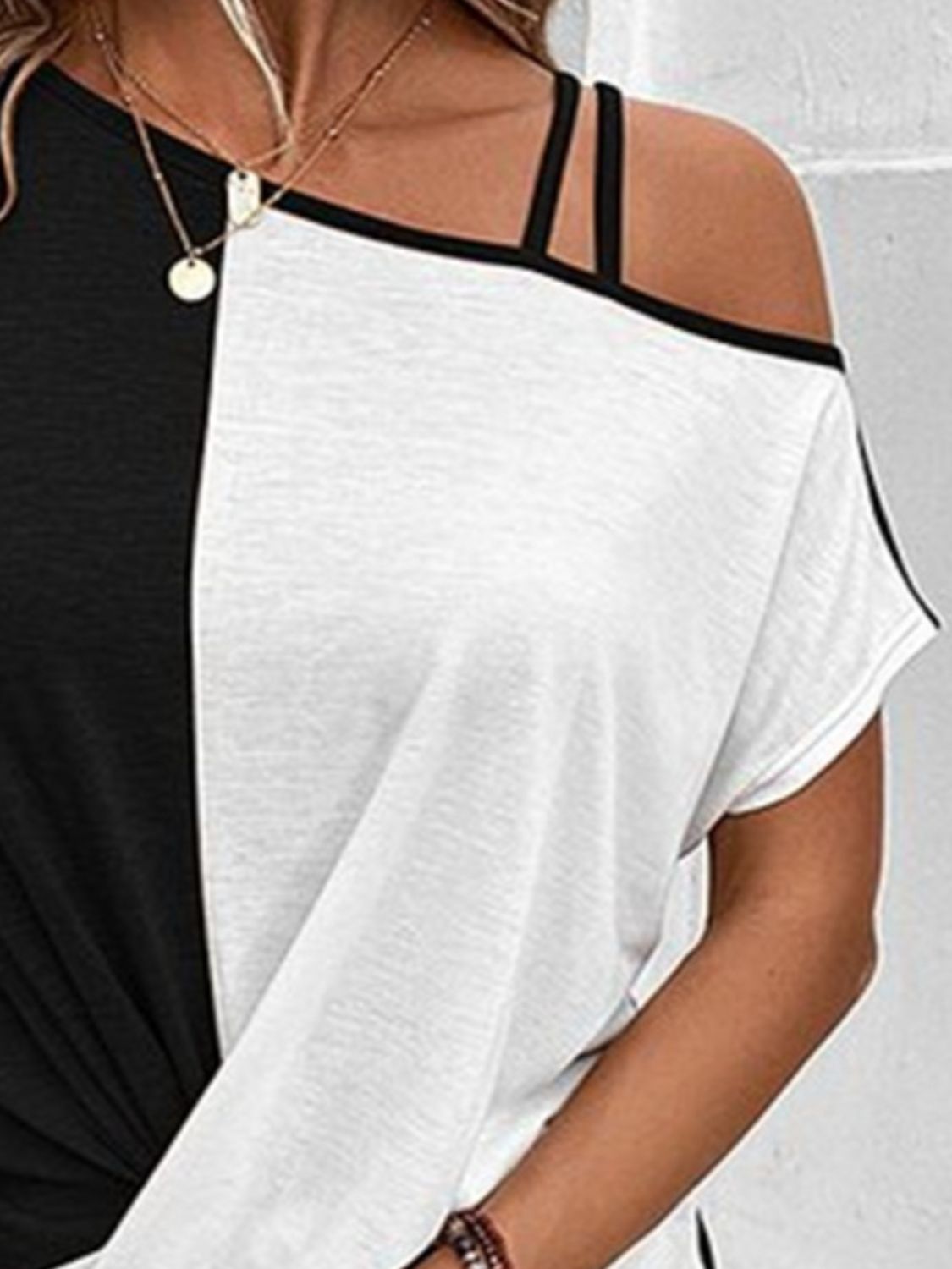 Contrast Asymmetrical Neck Short Sleeve T-Shirt - Chic Innovations, LLC